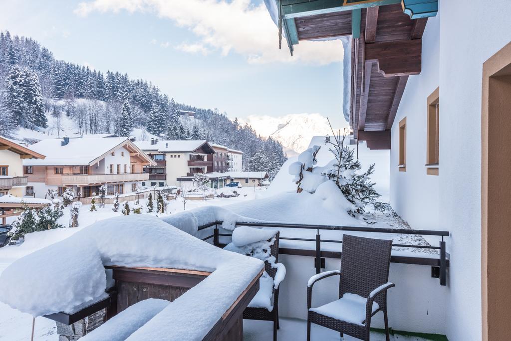 Pension Restaurant Dorfalm Leogang Exterior foto
