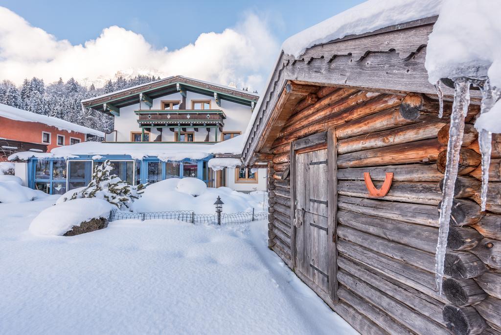 Pension Restaurant Dorfalm Leogang Exterior foto